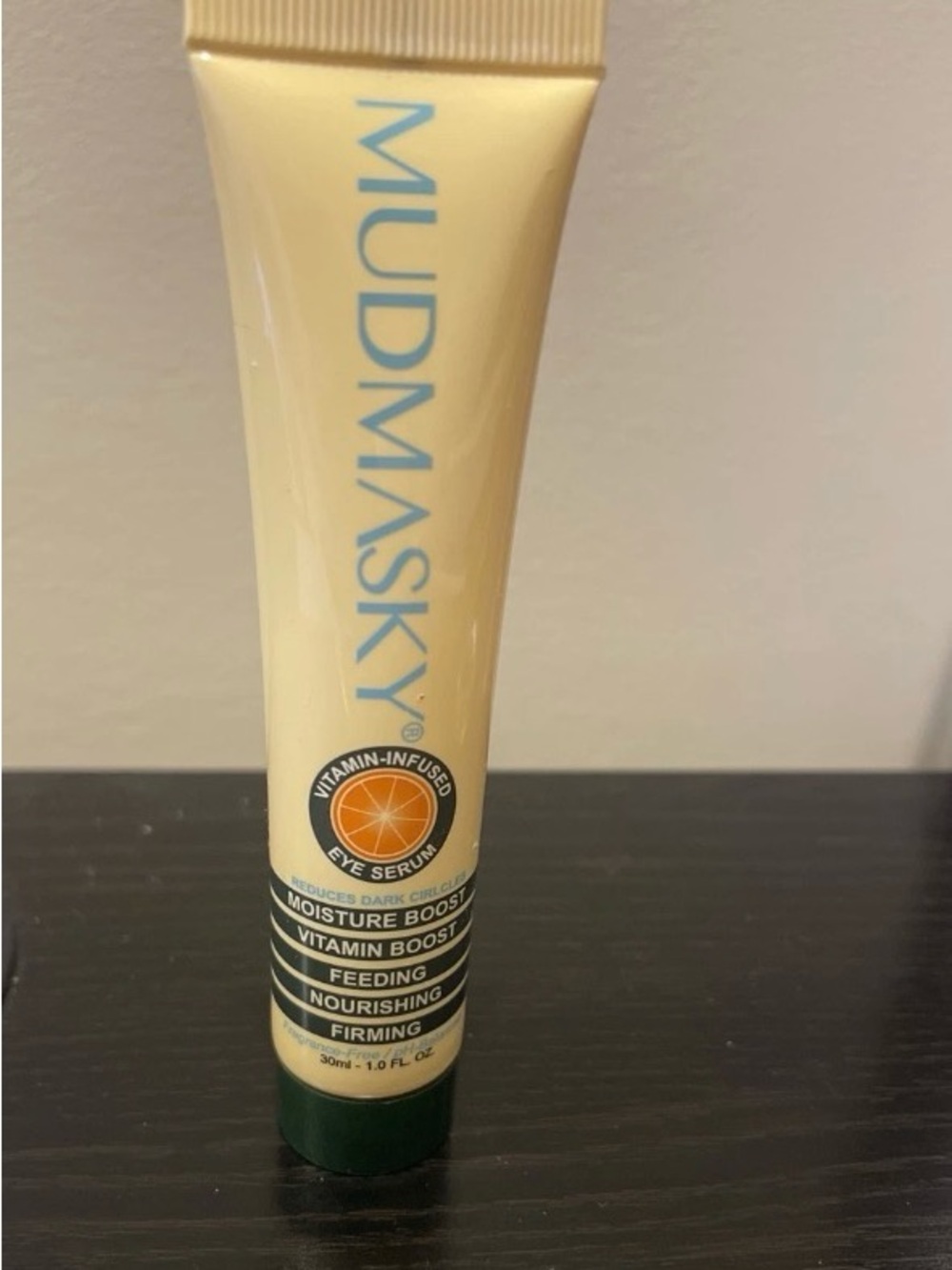 Mudmasky Vitamin-Infused Eye Serum - Yellow & Green Tube